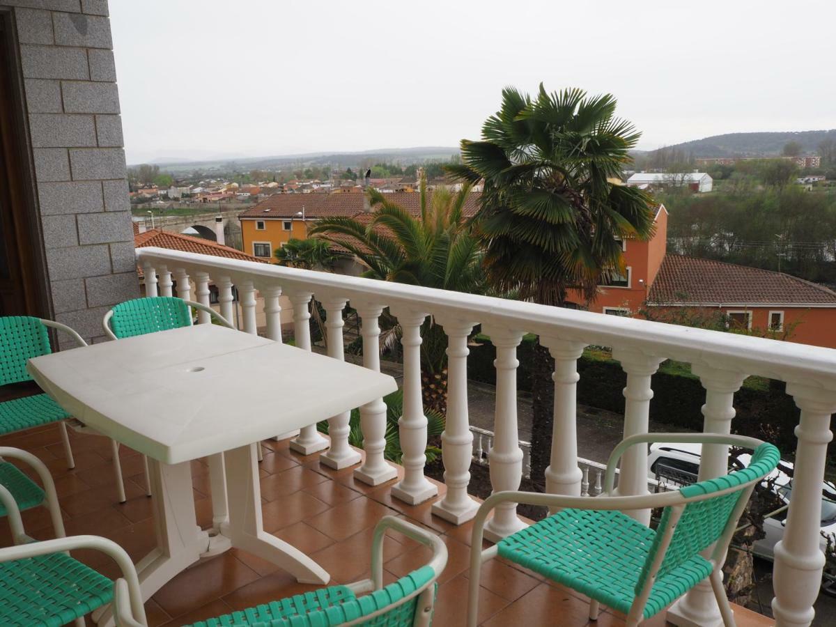 El Cerezo Villa Ciudad Rodrigo Bagian luar foto